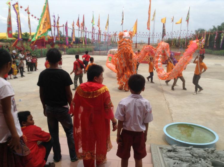 Acara Tarian Liong