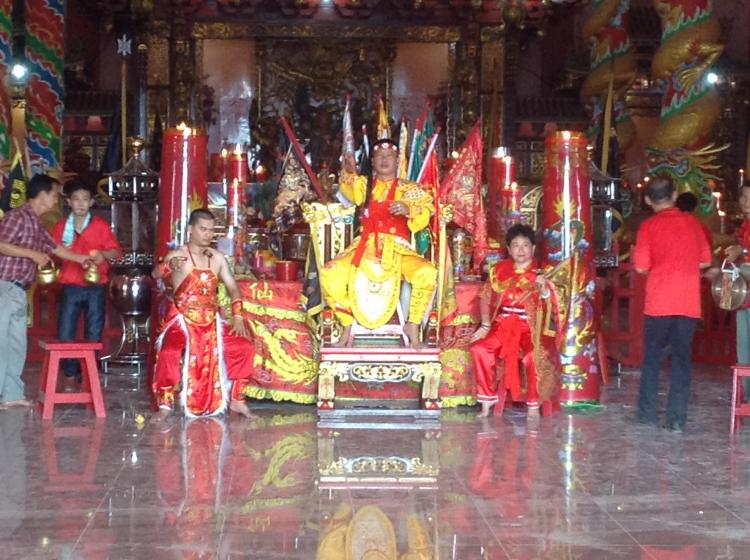 Apeng (Dewi Kiu Thian Hian De Ma) 1